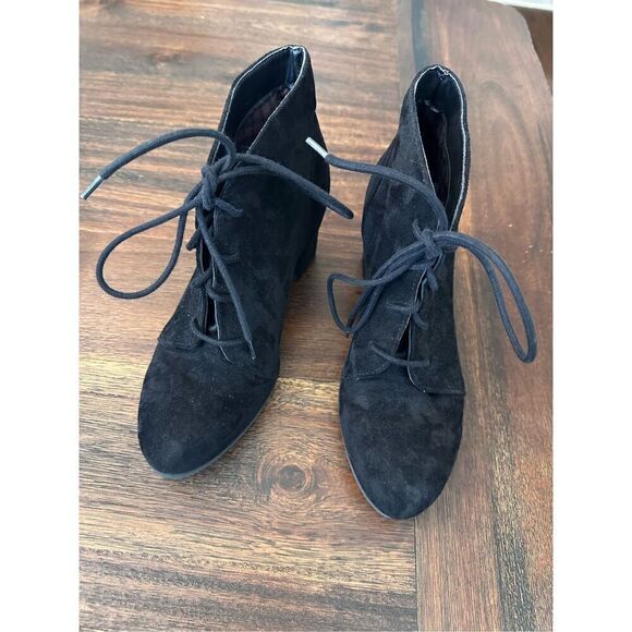 Madden Girl Torch faux suede lace up bootie - Picture 1 of 7